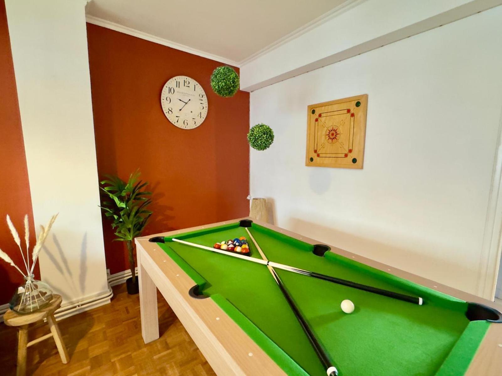 Le Cine-billard Du Quai De La Gare-parking-balcon * Amiens