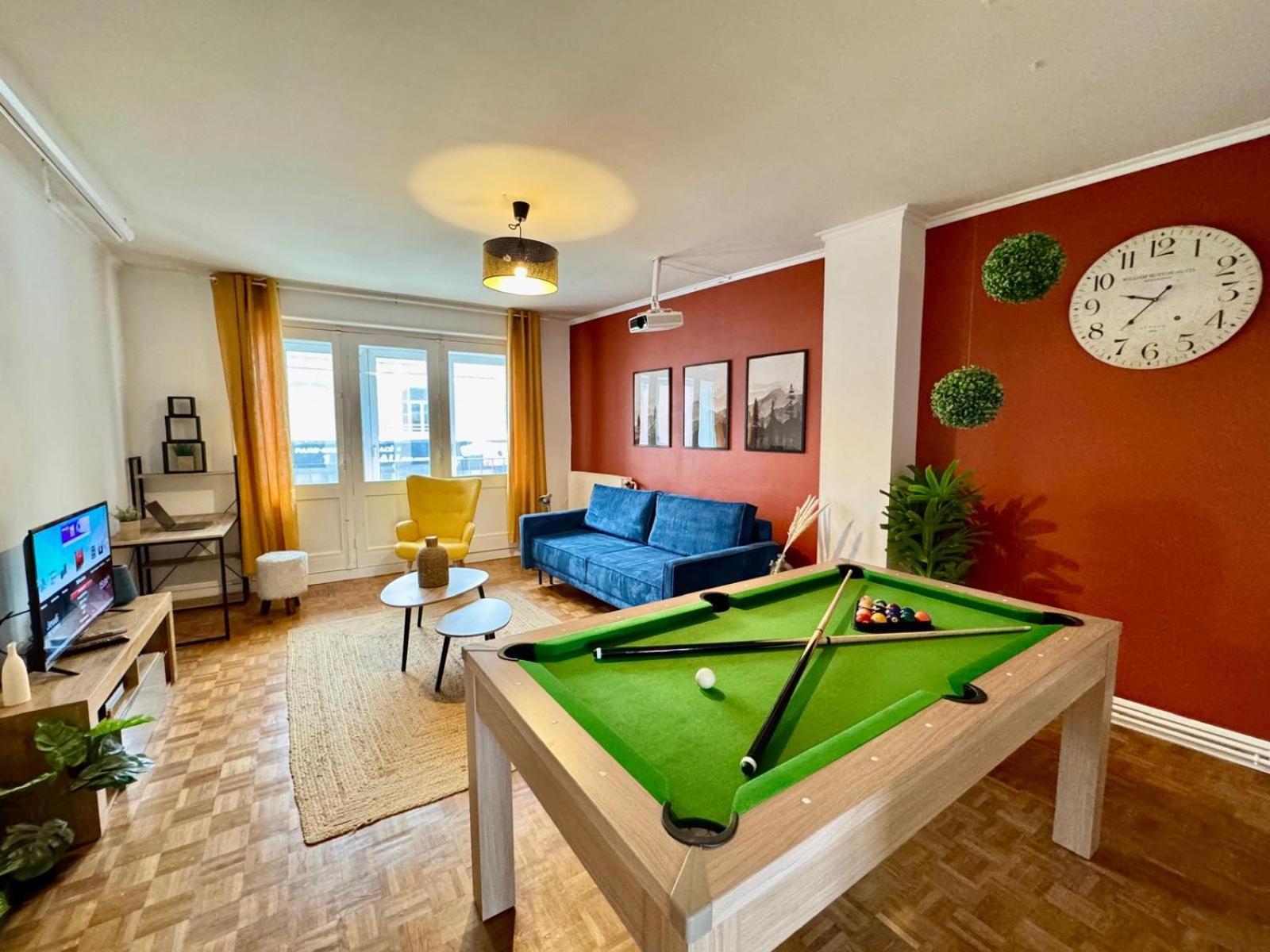 Apartment Le Cine-billard Du Quai De La Gare-parking-balcon Amiens